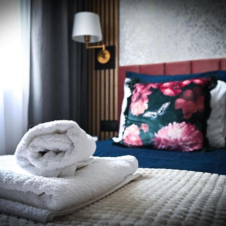 Malinowelove Aircon, 3 Rooms, Parking, Ogrod Cracovie Extérieur photo